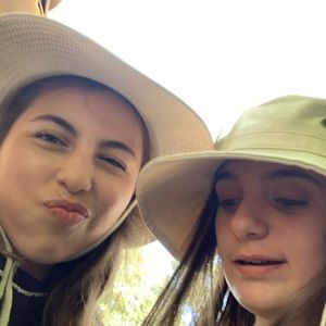 Meet your Posher, Karina